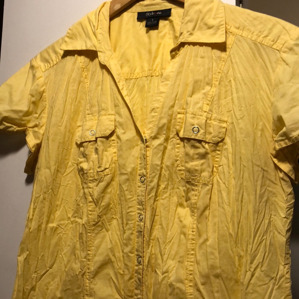 Yellow cotton shirt( supposed to be wrinkled)